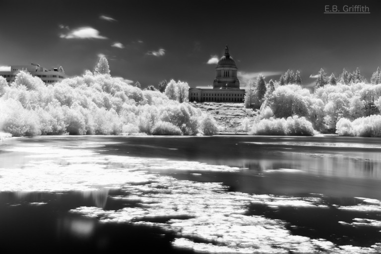 Washington State Capitol - Infrared with EOS 6D